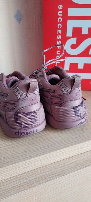 Diesel шкіра кожа текстиль кроссовки кросівки Нові 9.5US, 40.5, 26.5см