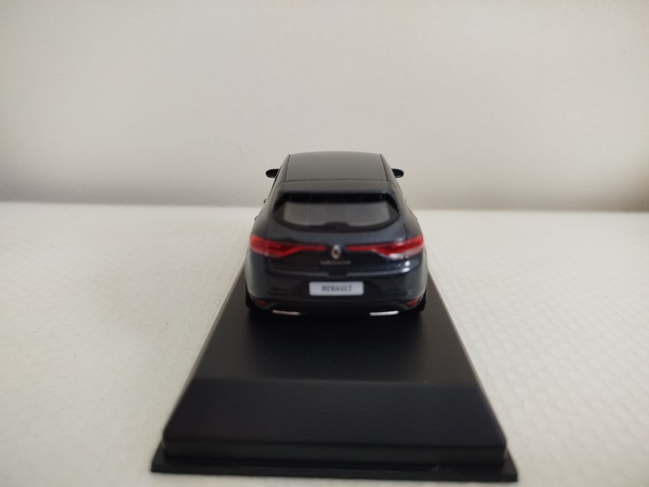 Miniatura Renault Mégane 1/43 Nova