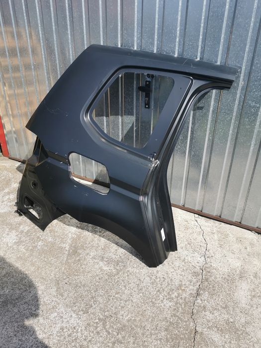 VW Touran 5TA błotnik tył prawy 2015-2023 5TA809052