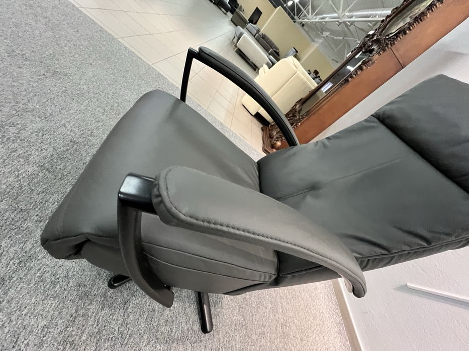 Коісло шкіряне реклайнер темно сіре релакс стан нового