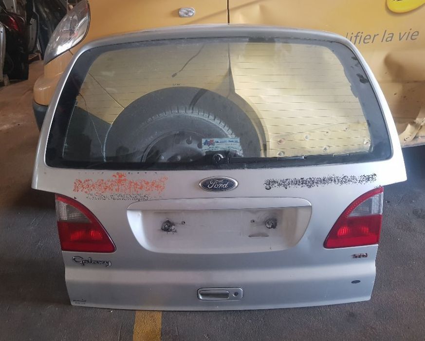 Tampa Mala Ford Galaxy 2000