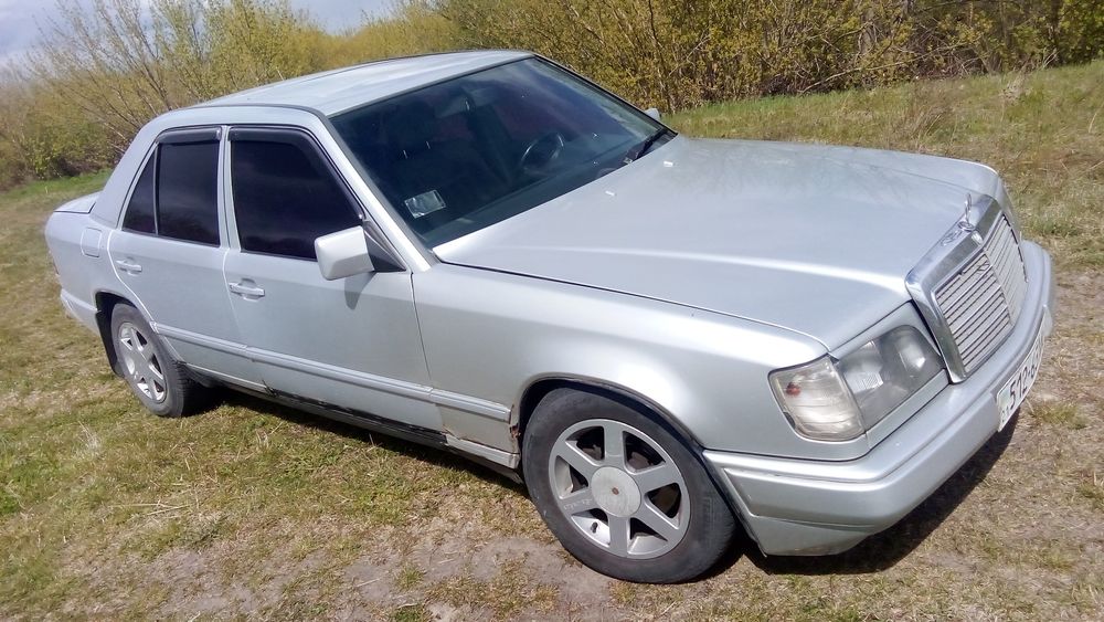 Мерседес 124 2,0д