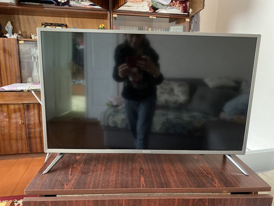 Телевізор Smart TV 32“ kivi