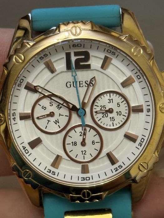 Годинник Guess часы