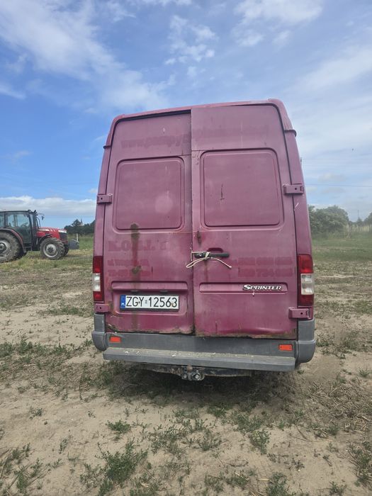 Samochód dostawczy Mercedes Sprinter 313 CDI