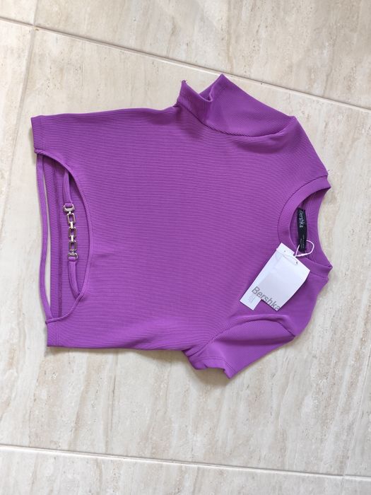 Bershka crop top koszulka t-shirt nowa S M