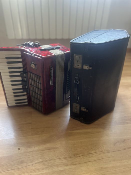 Akordeon Weltmeister Stella 60 basowy