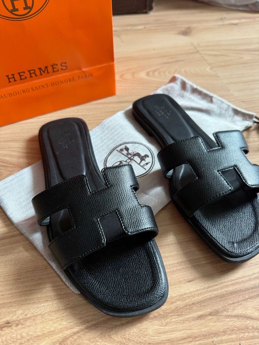 Klapki damskie Hermes