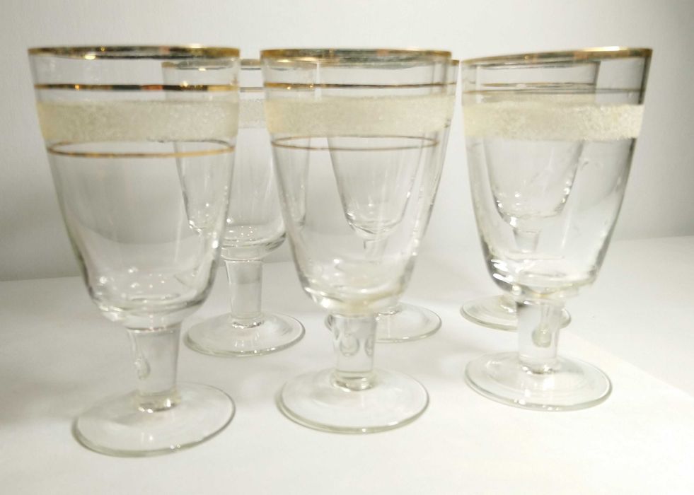 Рюмка, бокал, фужер с рельефным напылением и позолотой