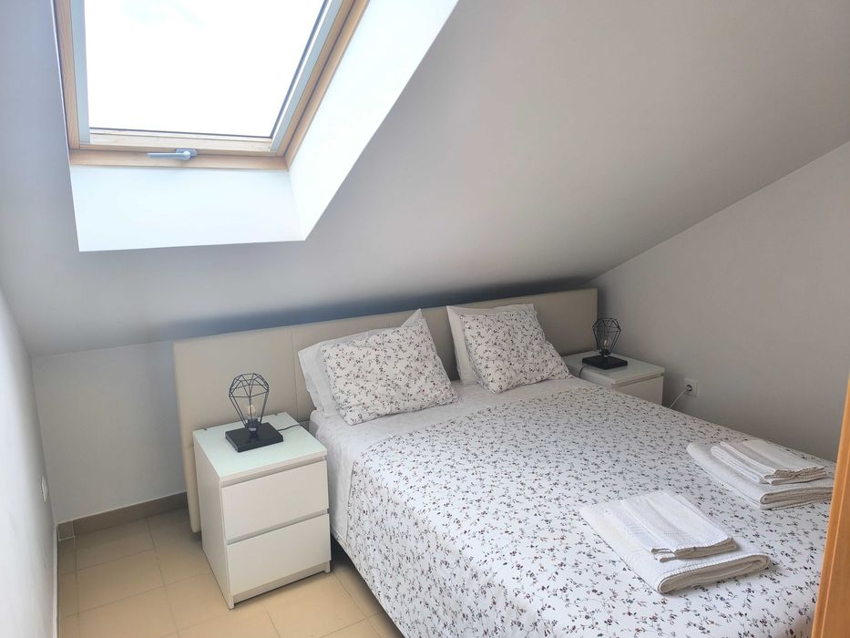 Apartamento T2 Com Piscina em São Martinho do Porto