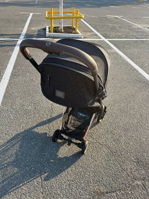 Прогулянкова коляска Cybex Coya