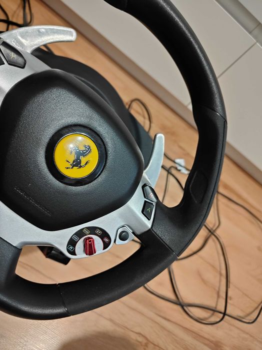 Kierownica Thrustmaster TX Racing Wheel Xbox One kierownica thrustmaster tx xbox one
