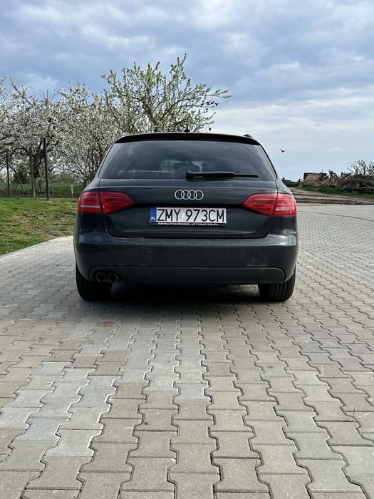 Audi A4 B8  Avant