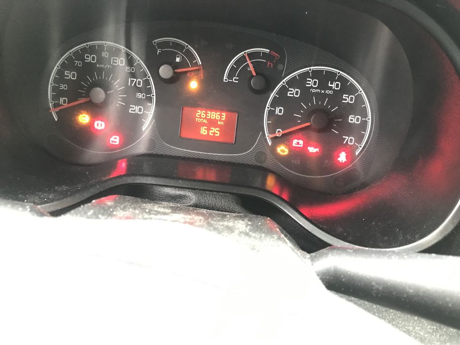 Fiat doblo 1.3 negociavel