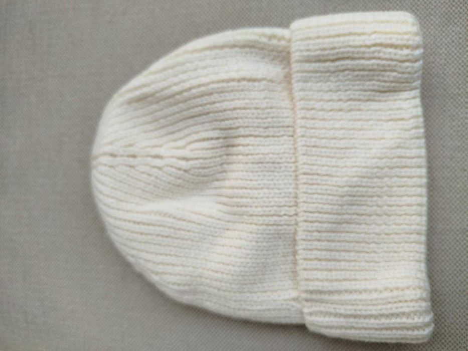czapka z wełny Merino 100% ecru z wywinięciem okazja