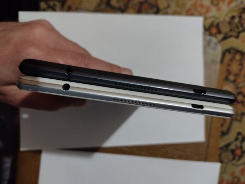 У продажу 2 планшети леново tb8504x(tab4)