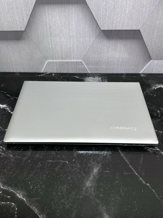 Ігровий Lenovo IdeaPad U530