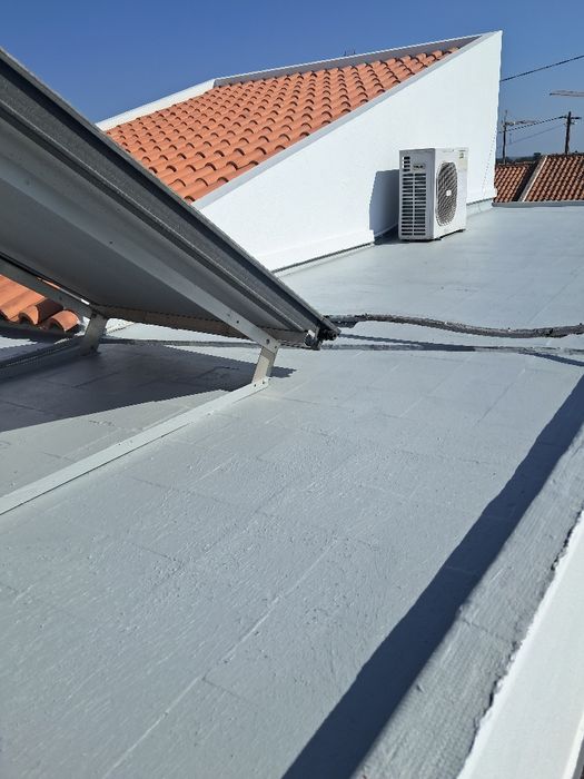 Pinturas e serviços de construção civil