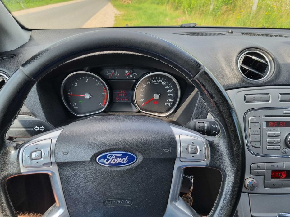 Sprzedam Forda Mondeo 2010r 1.8 tdci