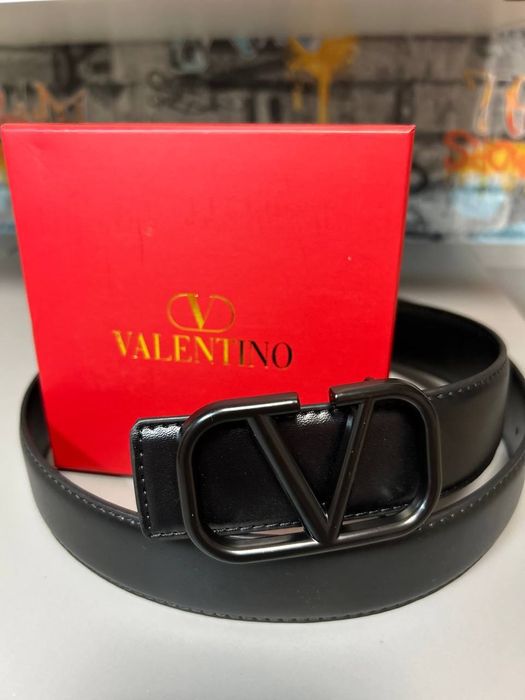 VALENTINO belt 

PRICE: 849₴
SIZE: 105см
           110см
           1