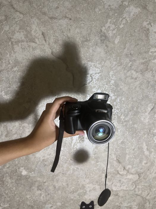Продам фотоапарат Canon PowerShot SX400