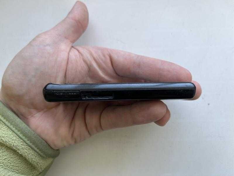 Mp3 плеєр вінтажний та рідкісний Samsung yp-cp3 (4gb) (mp3, mp4, flac, ogg)