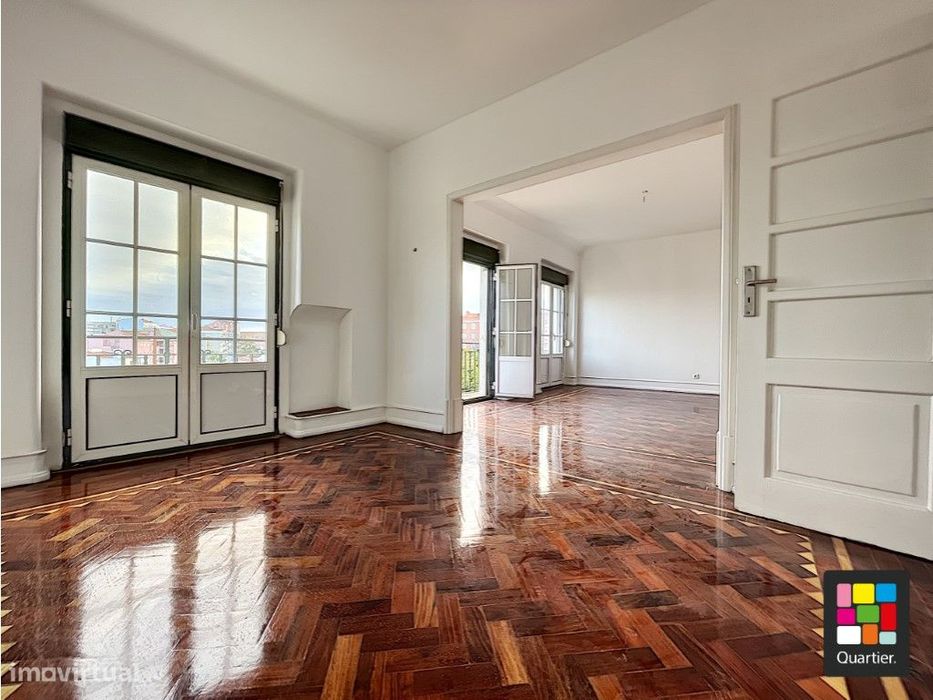 Apartamento / Escritório Junto ao Largo do Rato