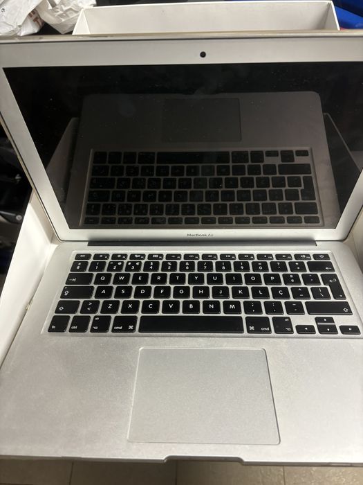 Lote de varios portateis, apple