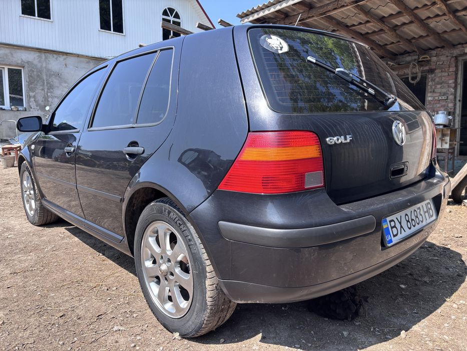 Продам Volkswagen Golf 4