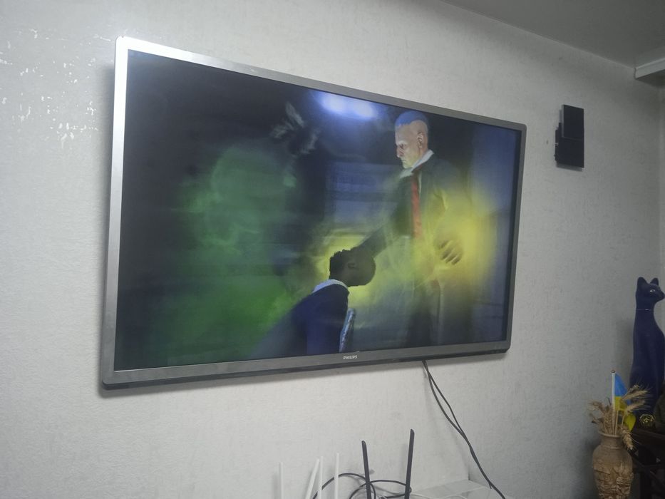 Телевизор PHILIPS 55' срочно