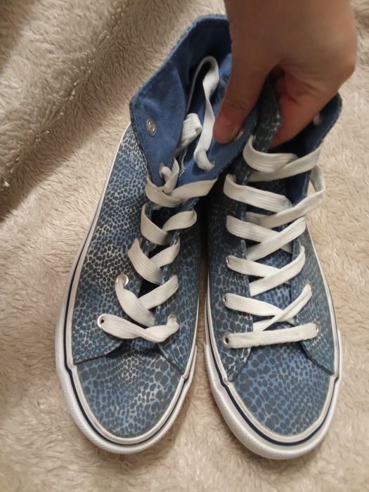 стильні жіночі кеди