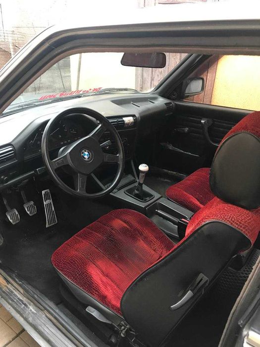 BMW 3 Series 1986 VIN WBAAK510709717109 фото оголошення 3 з 12