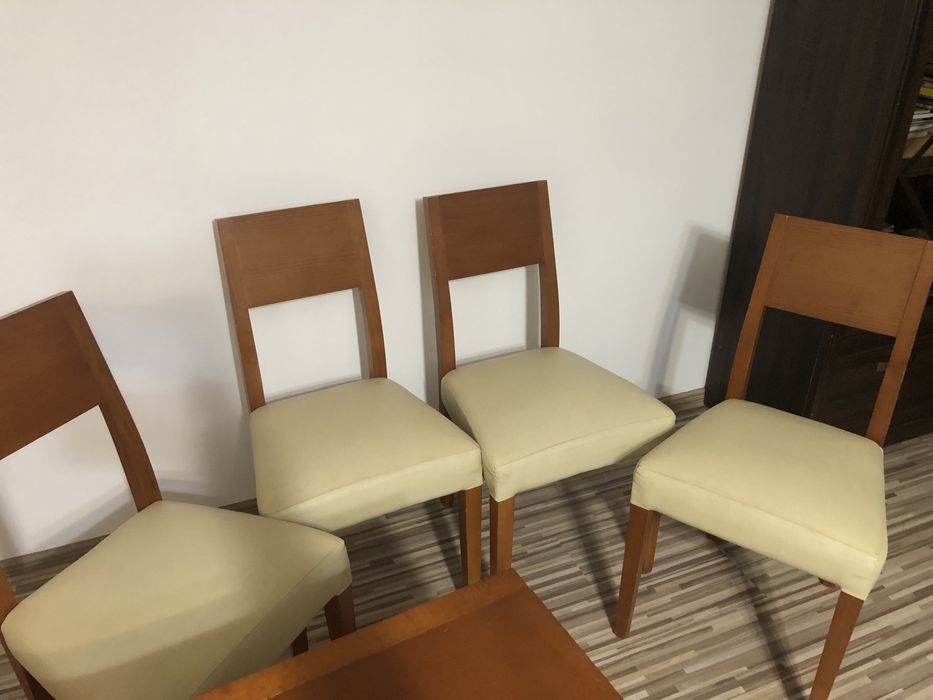 BRW stoł +4 krzesła