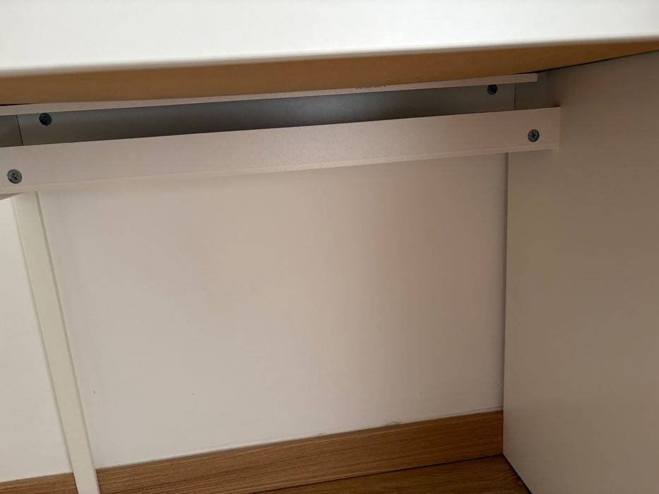 Secretária IKEA Micke Branca