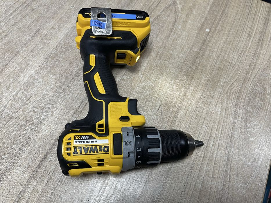 Dewalt DCD791 / безщітковий акумуляторний шуруповерт
