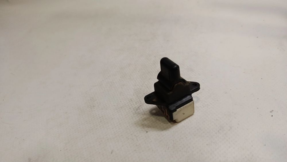 Comando / botão / interruptor vidros trás direito HONDA CR-V I (RD1_,