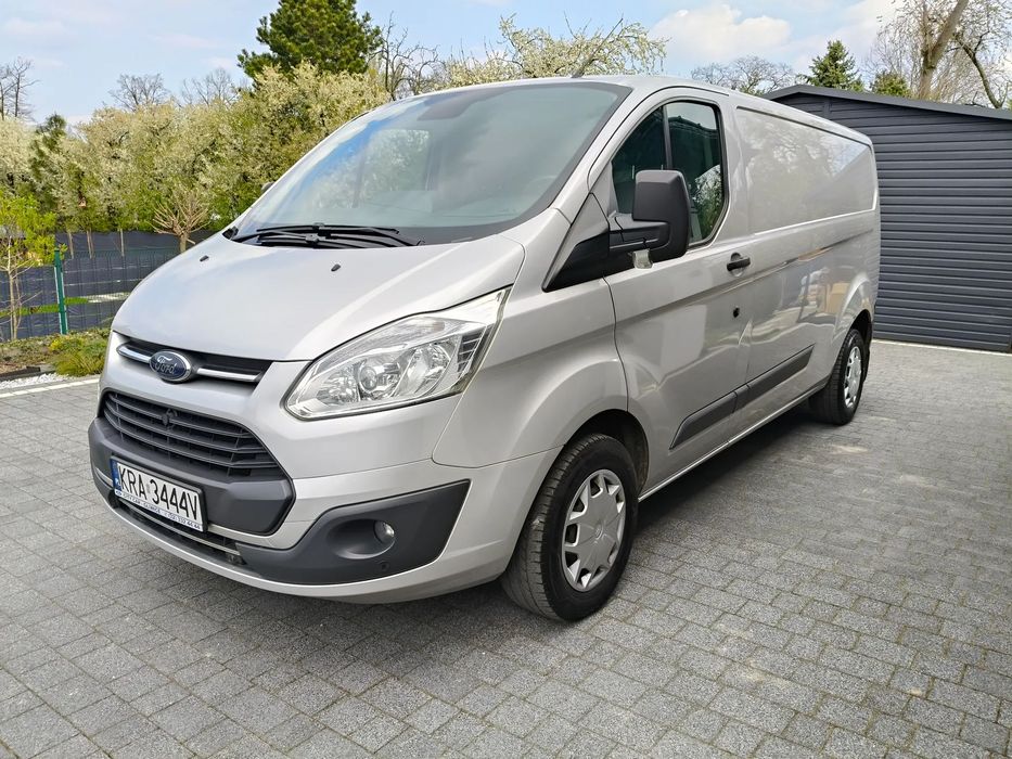 Ford Custom  L2H1, Polski Salon, bezwypadkowy, stan bardzo dobry, F-ra vat 23%.