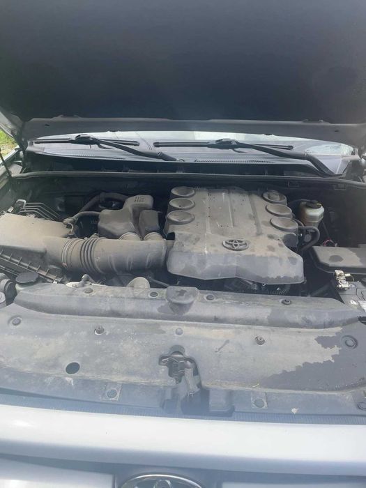 Капот Toyota 4Runner розборка шрот