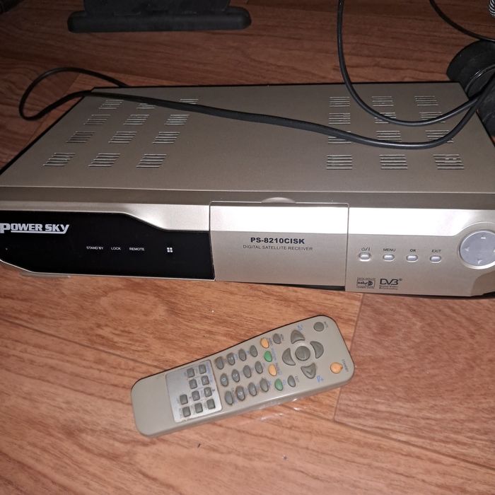 Супутниковий ресивер моделі PS-8210CISK.