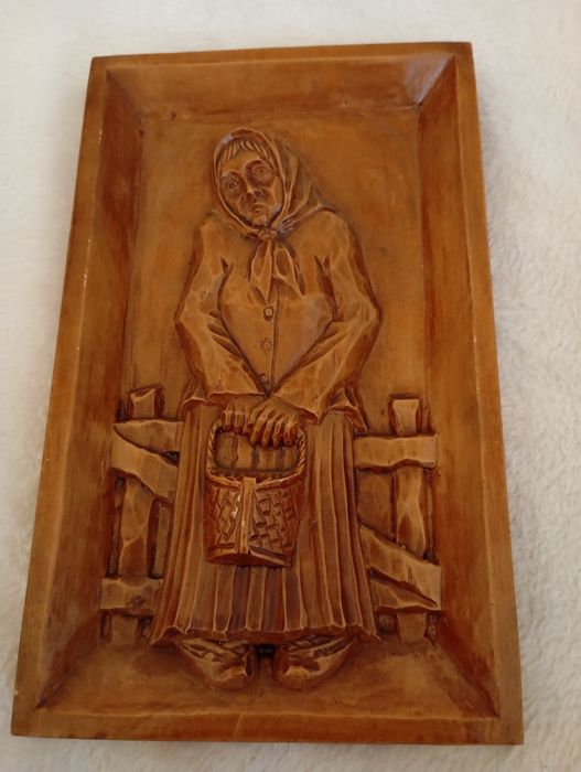 Płaskorzeźba ceramiczna