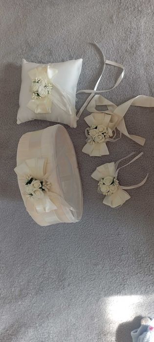 Весільний набір, бутоньєрки, подушечка для колець,  сито