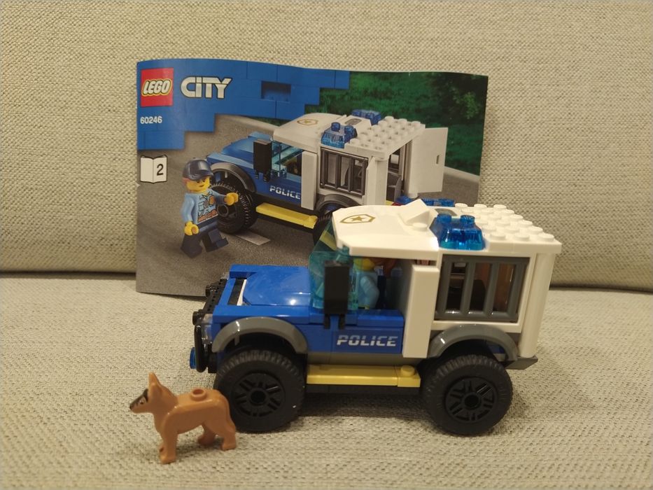 LEGO City 60246 - Esquadra da Polícia