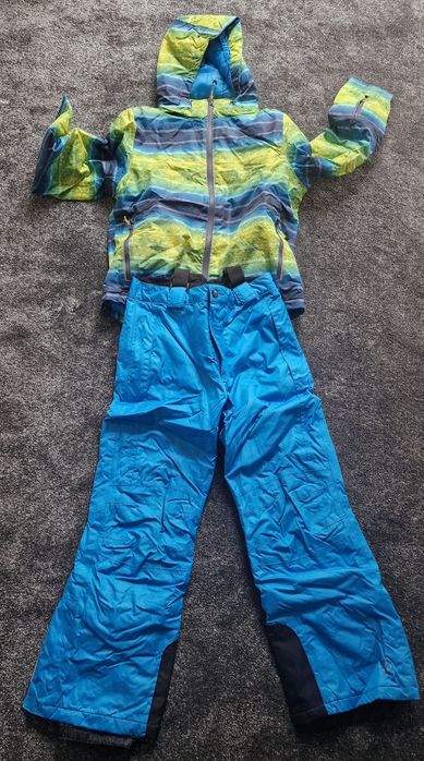 Fato Neve criança - 2 peças e em estado novo