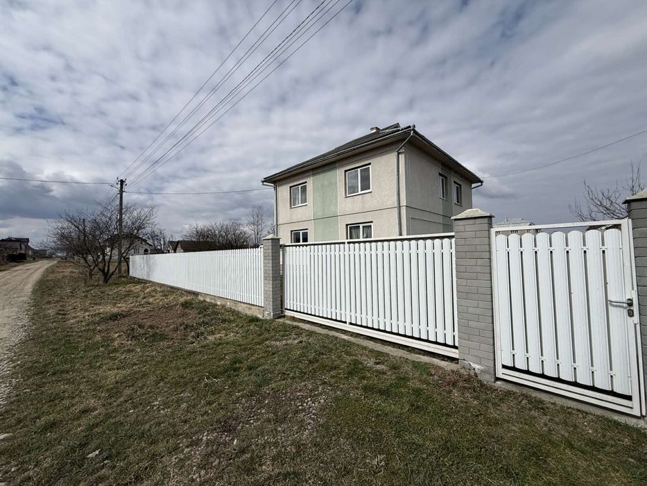 Будинок в с. Сівка Калуська