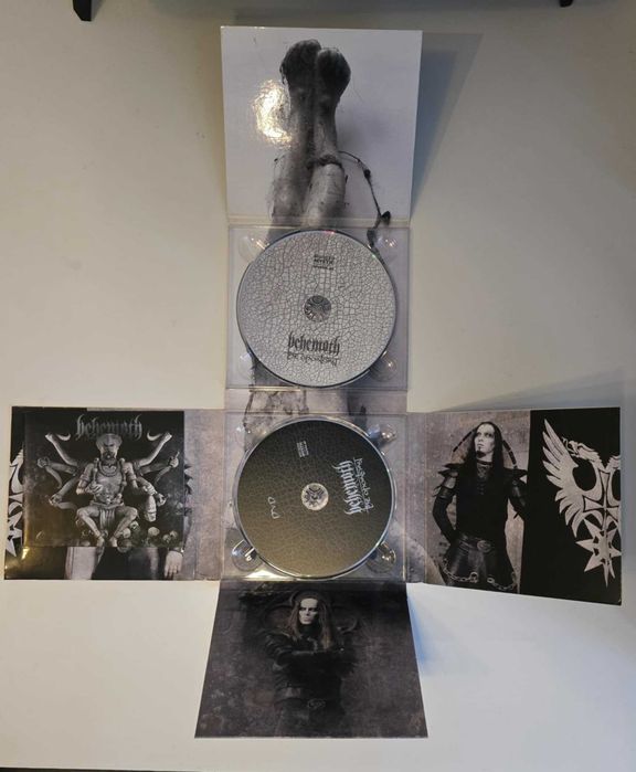 Behemoth - "The Apostasy" (CD+DVD) (Plakat)