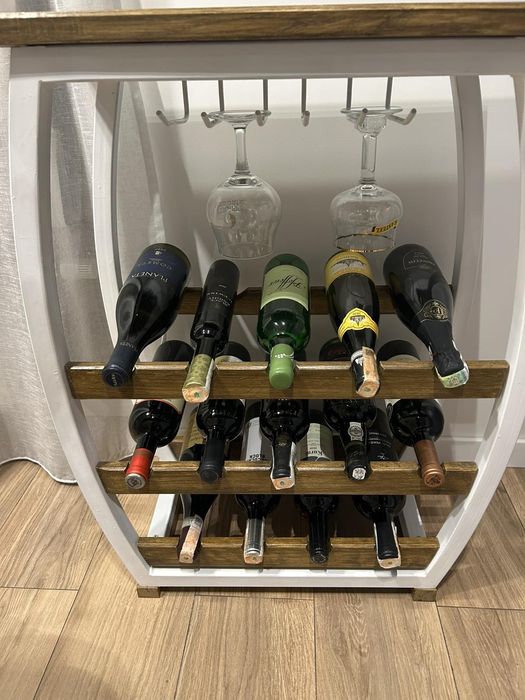 Підставка, тумба для вина