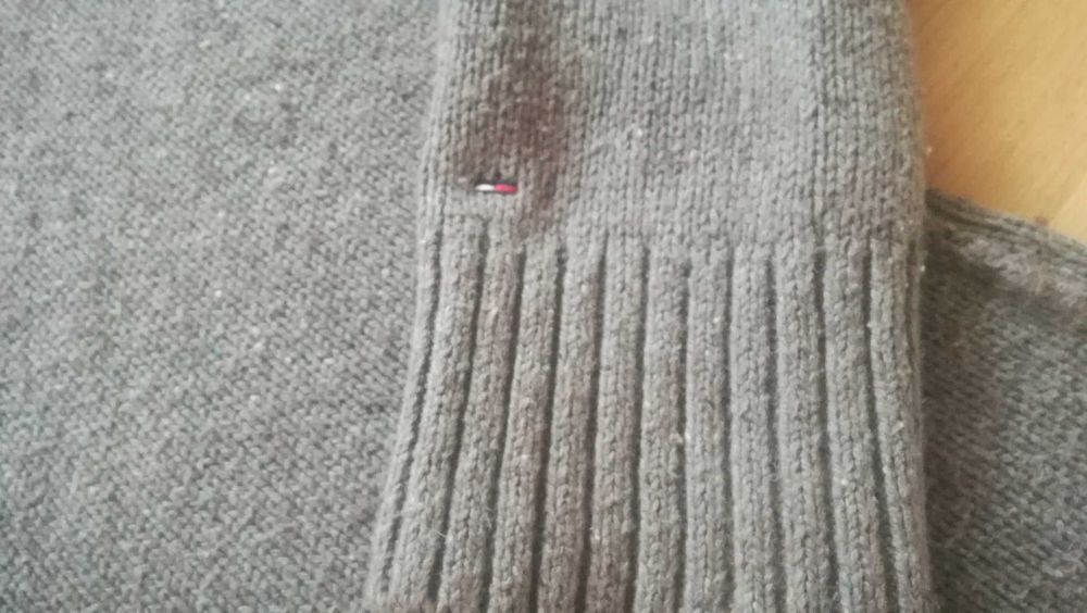Damski lekki sweter TOMMY HILFIGER r.M stan bardzo dobry
