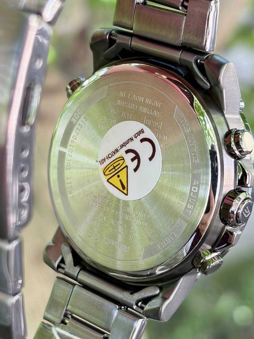 Чоловічий годинник CASIO EDIFICE ECB-20YDC-1A (Bluetooth Smartphone Link).