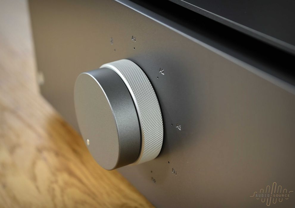 Cambridge Audio EDGE A - wyprzedaż magazynowa OKAZJA