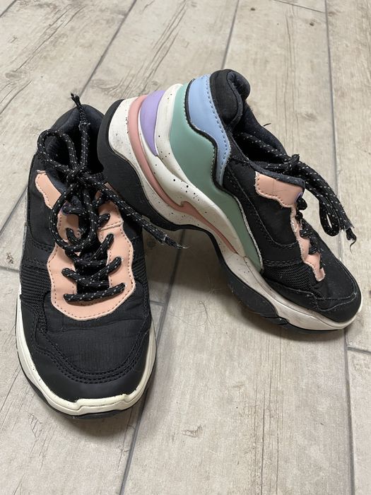 Кроссовки zara 34 р